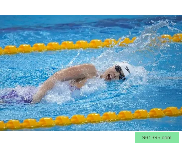 女子200米自由泳决赛 澳泳将破奥运纪录摘金